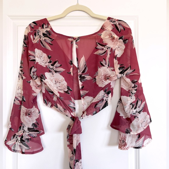 Long sleeve floral crop top - Picture 2 of 3